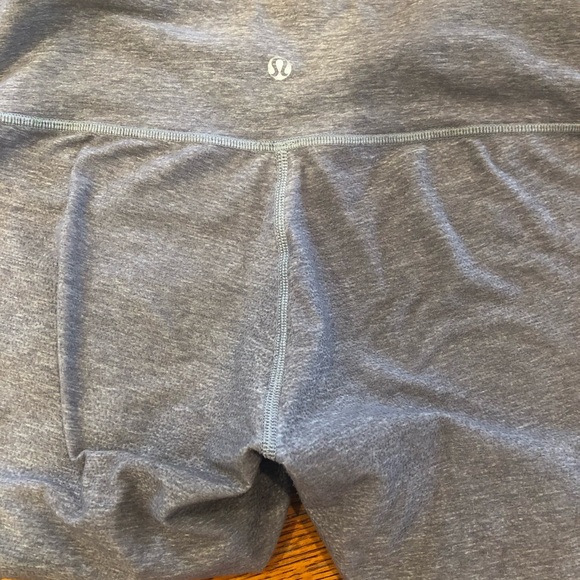 Lululemon Athletica cropped leggings - Picture 4 of 6